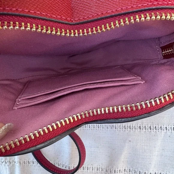 Coach RARE color block pink red HEART crossbody bag. NEW WITHOUT TAGS - Picture 15 of 16